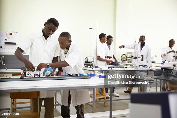 Engineers Rwanda 16 University Of Kigali Stock Photos, High-Res Pictures, and Images ...