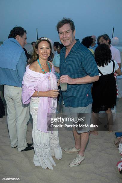Lisa Cohen and Rob Rosenthal attend Beth and BOB BRENNER'S CLAMBAKE at Wiborg Beach on August 3, 2007 in East Hampton, NY.