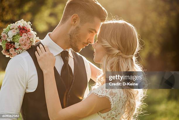 wedding - bruidegom stockfoto's en -beelden