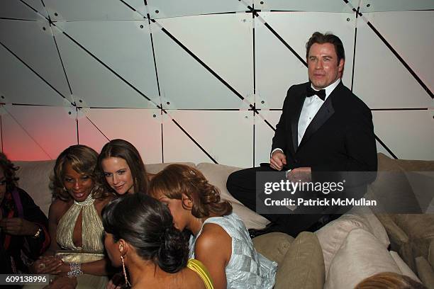 Mary J. Blige, Kelly Preston, John Travolta, Gayle King and Keisha Whitaker attend ; VANITY FAIR Oscar Party at Morton's on February 25, 2007 in Los...