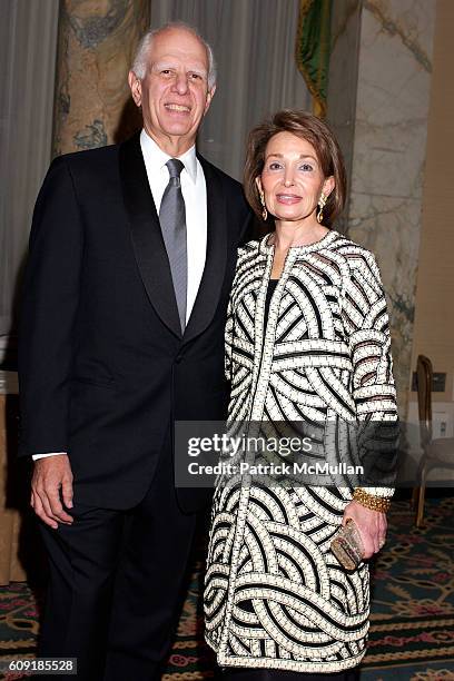 Glenn Tobias and Lynn Tobias attend The Jewish Museum's Masked Ball in Celebration of Purim at Waldorf Astoria on February 27, 2007 in New York City.