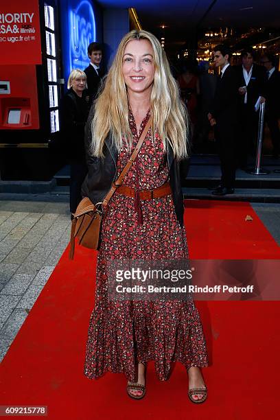 Arabelle Reille-Mahdavi attends the "Cezanne et Moi" movie Premiere to Benefit 'Claude Pompidou Foundation'. Held at UGC Normandie in Paris on...