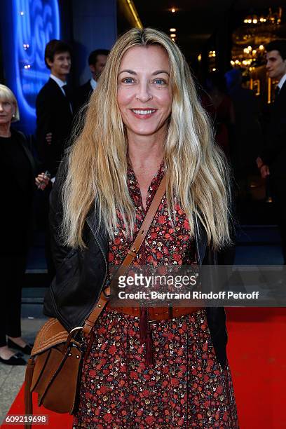 Arabelle Reille-Mahdavi attends the "Cezanne et Moi" movie Premiere to Benefit 'Claude Pompidou Foundation'. Held at UGC Normandie in Paris on...
