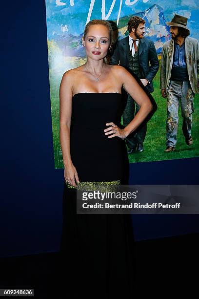 Patron of the foundation and Actress Beatrice Rosen attends the "Cezanne et Moi" movie Premiere to Benefit 'Claude Pompidou Foundation'. Held at UGC...