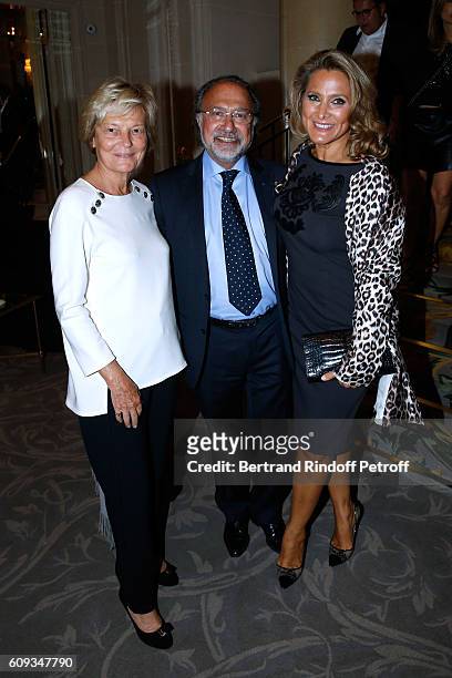 Olivier Dassault and his wife Natacha attend the Charity Dinner to Benefit 'Claude Pompidou Foundation' following the "Cezanne et Moi" movie...