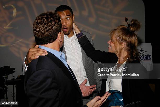 Jake Steinfeld, Kenyon Martin and Carly Simon attend American Institute for Stuttering Gala Luncheon at Queen Mary 2 Red Hook on June 10, 2007 in...