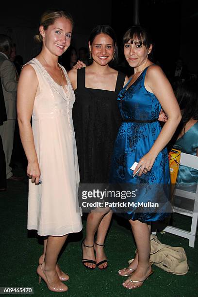 Isobel McMahon, Joanna Tucker and Amanda Cortese attend THE FRESH AIR FUND "Salute to American Heroes" Spring Benefit at Tavern on the Green on June...