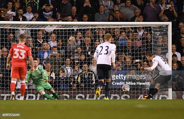 Vincent Janssen of Tottenham Hotspur scores his sides third goal from the penalty spot during the EFL Cup Third Round match between Tottenham Hotspur...