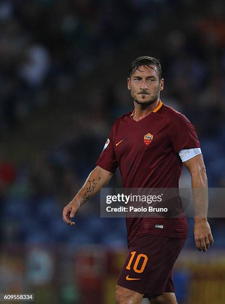 Francesco Totti of AS Roma in action during the Serie A match between AS Roma and FC Crotone at Stadio Olimpico on September 21, 2016 in Rome, Italy.