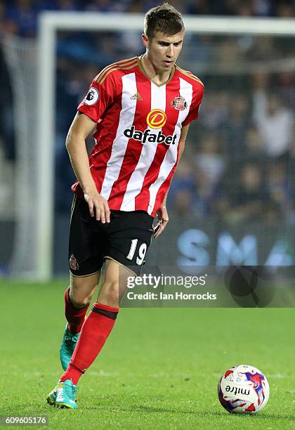 Paddy McNair of Sunderland during the EFL Cup third round match between Queens Park Rangers and Sunderland AFC at Loftus Road on September 21, 2016...