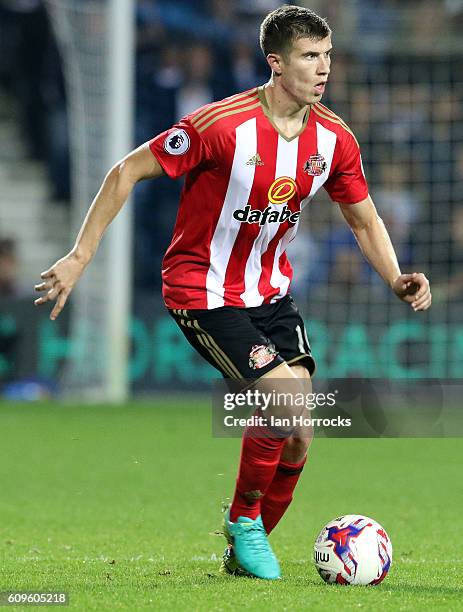 Paddy McNair of Sunderland during the EFL Cup third round match between Queens Park Rangers and Sunderland AFC at Loftus Road on September 21, 2016...