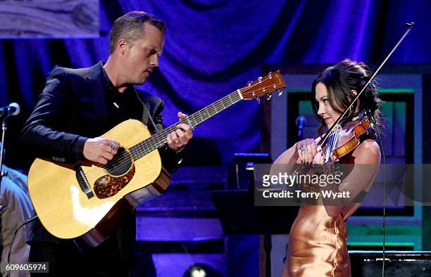 Jason Isbell and Amanda Shires perform onstage at the Americana Honors & Awards 2016 at Ryman Auditorium on September 21, 2016 in Nashville,...
