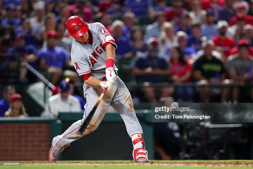 Los Angeles Angels of Anaheim v Texas Rangers