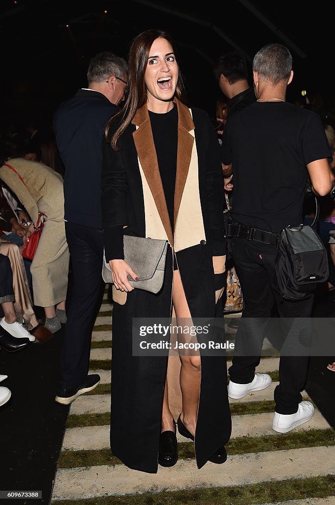 Max Mara - Front Row - Milan Fashion Week SS17