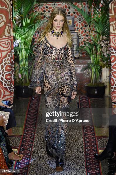 Roberto Cavalli - Runway - Milan Fashion Week SS17 Roberto Cavalli - Runway - Milan Fashion Week SS17