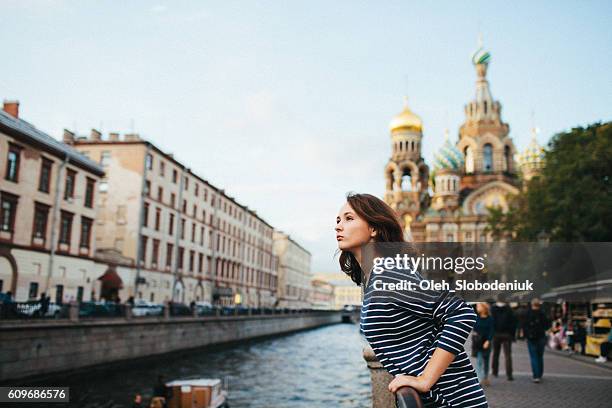 girl in st. petersburg - beautiful russian girls stock pictures, royalty-free photos & images