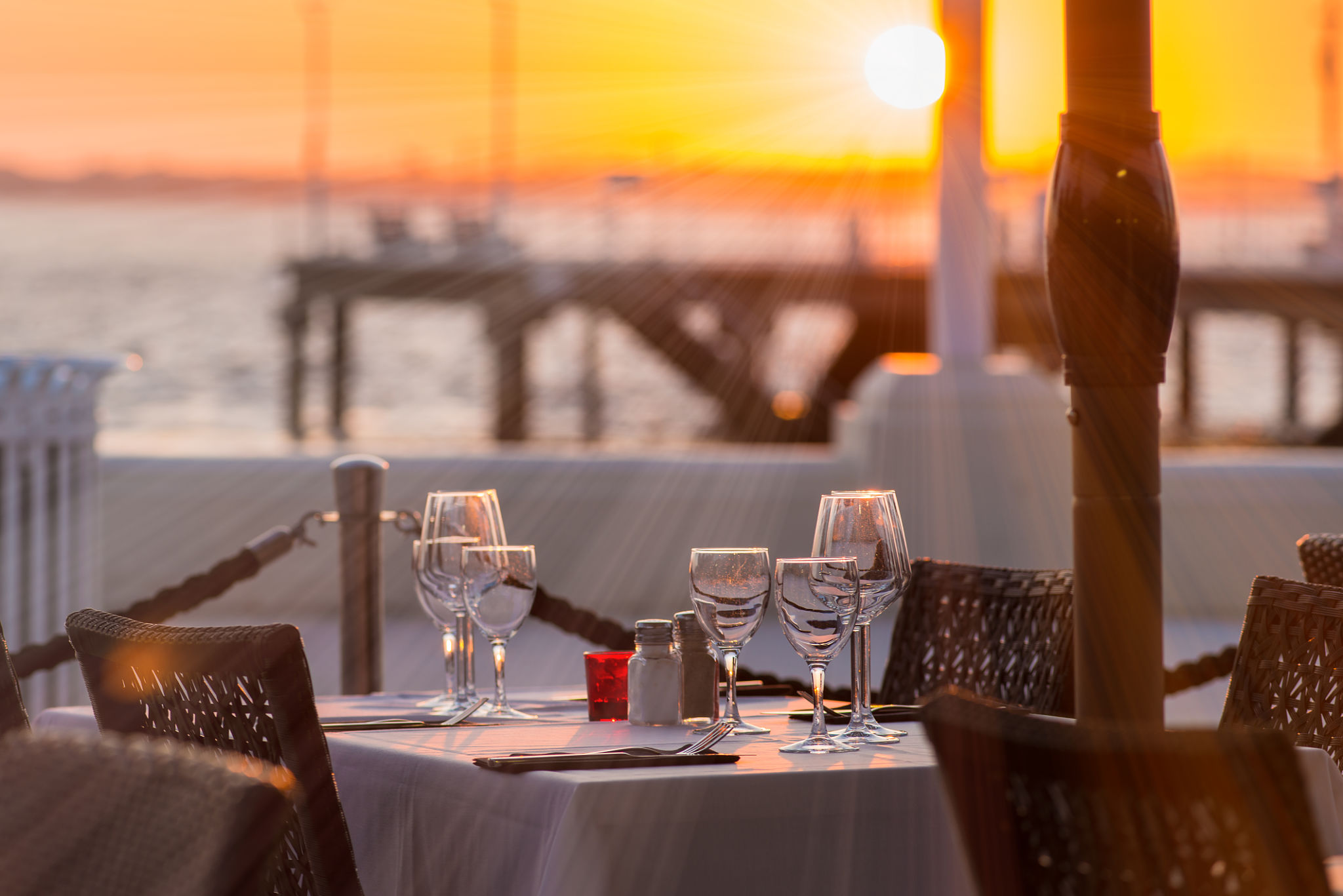 lakefront dining