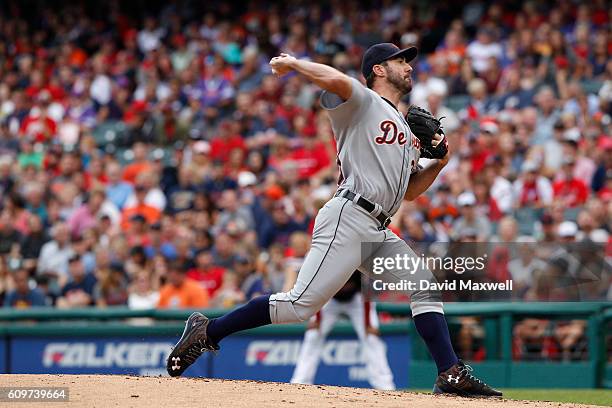 Justin Verlander of the Detroit Tigers pitches against the Cleveland Indians in the first inning at Progressive Field on September 17, 2016 in...