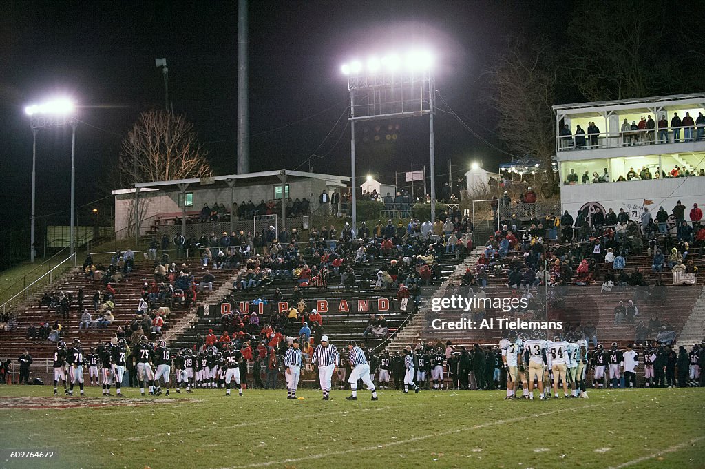 Overall view of players on field during Aliquippa High vs Shady Side