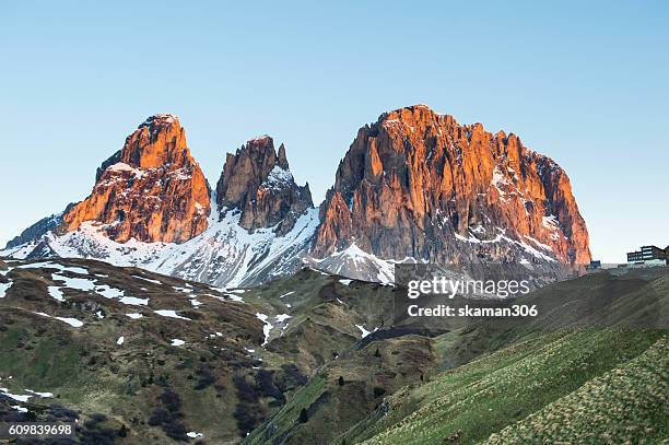 passo pardoi mountain range dolomites group,  italy, europe. - magdalena bildbanksfoton och bilder