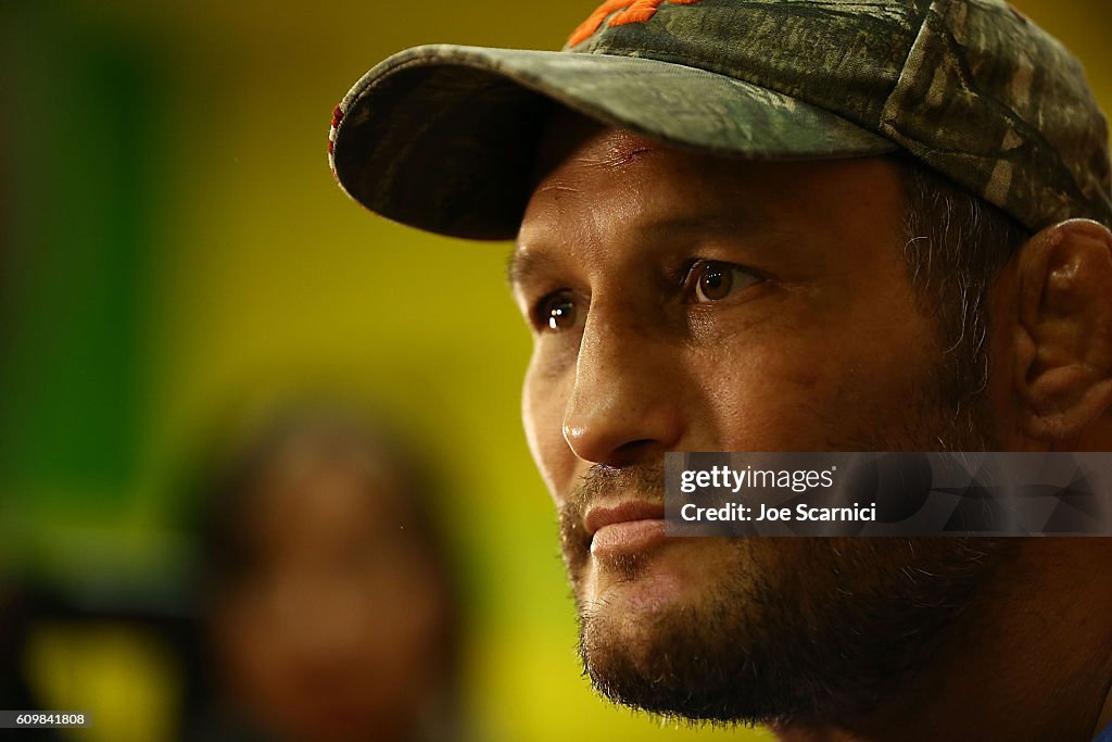 Michael Bisping & Dan Henderson Media Workout