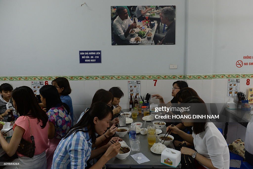 VIETNAM-LIFESTYLE-FOOD-OBAMA