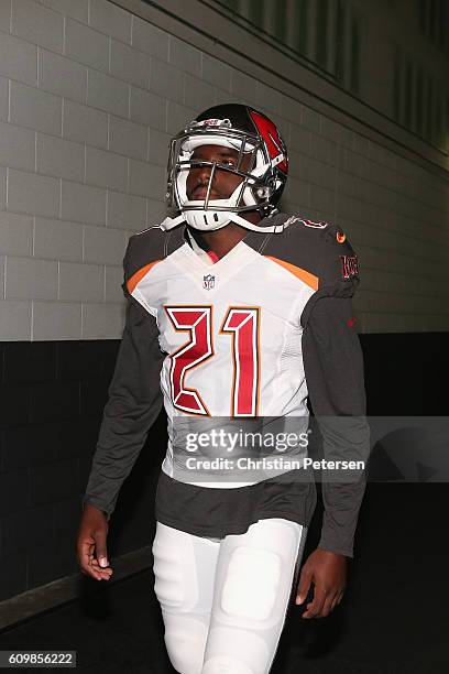 Cornerback Alterraun Verner of the Tampa Bay Buccaneers walks out to the field before the NFL game against the Arizona Cardinals at the University of...