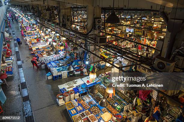 view of noryangjin fisheries wholesale market (or noryangjin fish market) from above in seoul, south korea. - seoul stock photos et images de collection