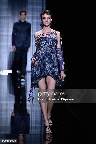 Giorgio Armani - Runway - Milan Fashion Week SS17 Giorgio Armani - Runway - Milan Fashion Week SS17