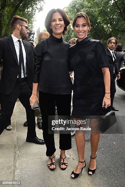 Roberta Armani and Flavia Pennetta arrive at the Giorgio Armani show during Milan Fashion Week Spring/Summer 2017 on September 23, 2016 in Milan,...