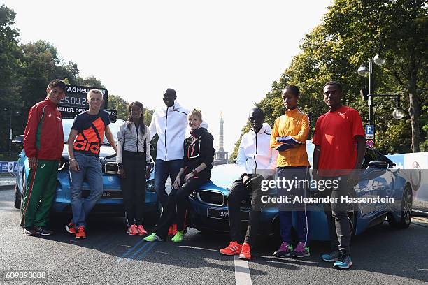 Yuki Kawauchi of Japan, Steffen Uliczka of Germany, Aberu Kebede of Ethiopia, ormer world record holder Wilson Kipsang of Kenya, Katharina Heinig of...