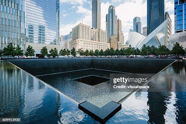 11. september 2001 memorial in new york - denkmal stock-fotos und bilder