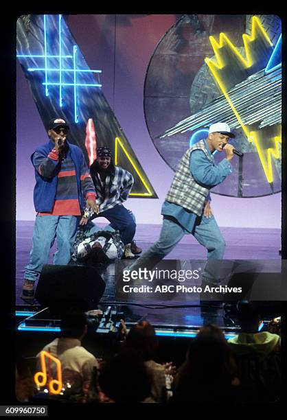 20th Anniversary Special - Airdate: January 25, 1993. JEFF TOWNES AND WILL SMITH AS DJ JAZZY JEFF & THE FRESH PRINCE