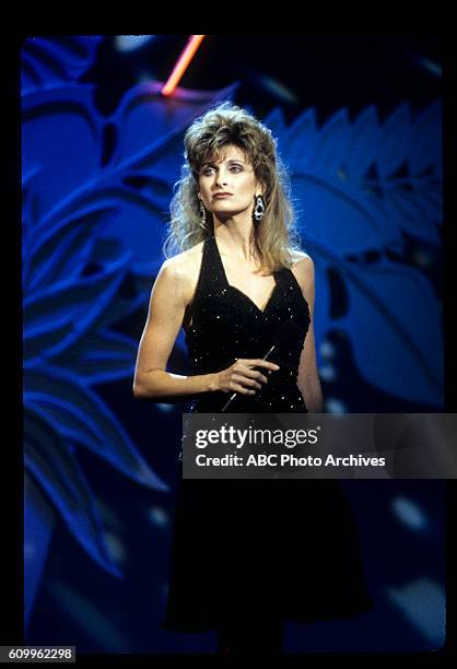 20th Anniversary Special - Airdate: January 25, 1993. LINDA DAVIS