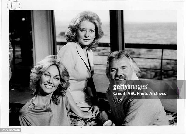 Gallery - Airdate: January 30, 1981. KENNY ROGERS WITH WIFE MARIANNE GORDON AND BARBARA WALTERS