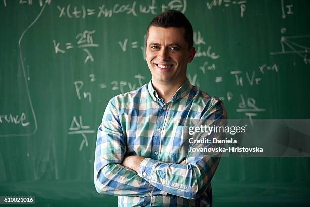 young professor - wiskunde stockfoto's en -beelden