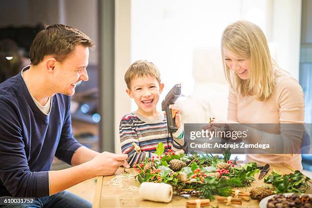 family christmas - kids advent stock pictures, royalty-free photos & images
