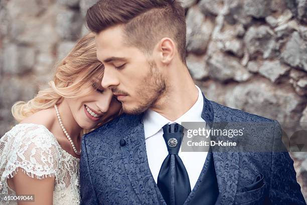 matrimonio  - bride couple foto e immagini stock