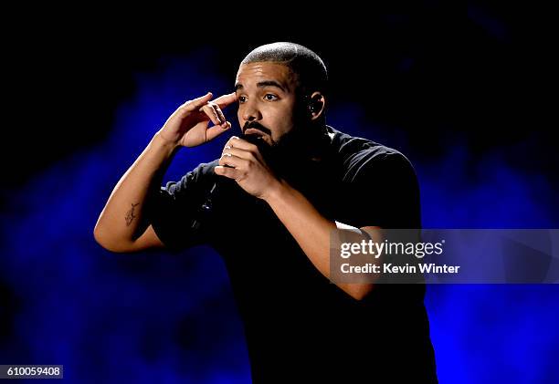 Recording artist Drake performs onstage at the 2016 iHeartRadio Music Festival at T-Mobile Arena on September 23, 2016 in Las Vegas, Nevada.