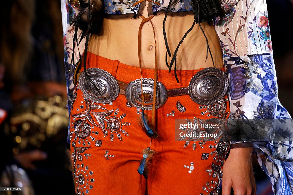 Roberto Cavalli - Details - Milan Fashion Week SS17