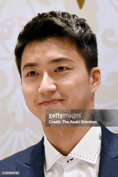 Table tennis player Chiang Hung-Chieh attends a press conference announcing their marriage with Ai Fukuhara on September 22, 2016 in Taipei, Taiwan.