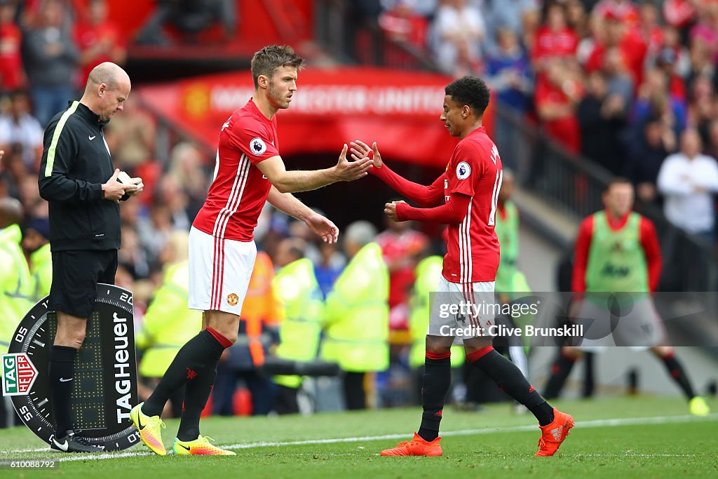 Manchester United v Leicester City - Premier League