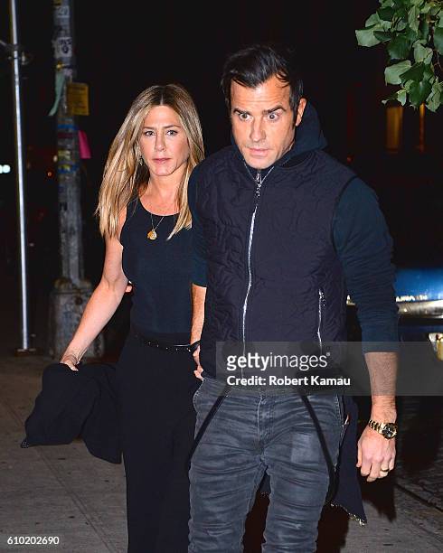 Jennifer Aniston and Justin Theroux step out for dinner in Manhattan on September 24, 2016 in New York City.