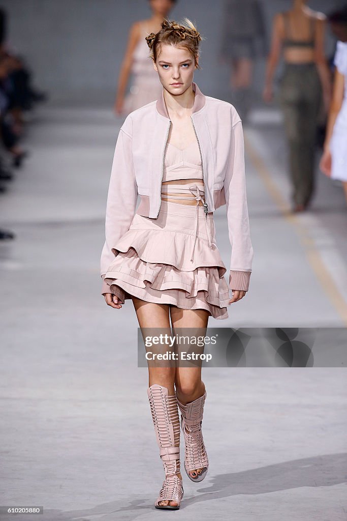 Diesel Black Gold - Runway - Milan Fashion Week SS17