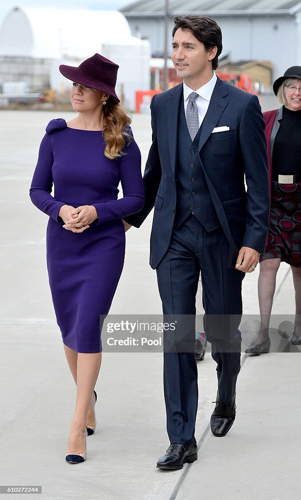 2016 Royal Tour To Canada Of The Duke And Duchess Of Cambridge - Victoria, British Columbia