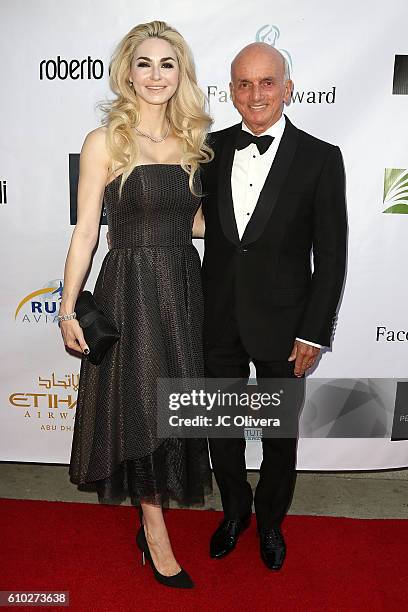 Autor Elizabeth TenHouten and Dennis Tito attend The 7th Annual Face Forward Gala at Vibiana on September 24, 2016 in Los Angeles, California.