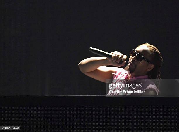 Rapper Lil Jon performs during his appearance with Usher at the 2016 iHeartRadio Music Festival at T-Mobile Arena on September 24, 2016 in Las Vegas,...