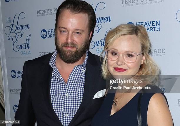 Actors Joshua Leonard and Alison Pill attend the 2016 Heaven On Earth Gala at The Garland on September 24, 2016 in North Hollywood, California.