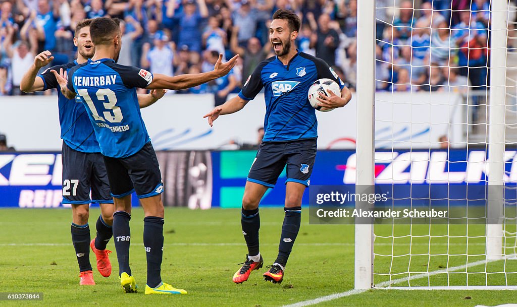 TSG 1899 Hoffenheim v FC Schalke 04 - Bundesliga