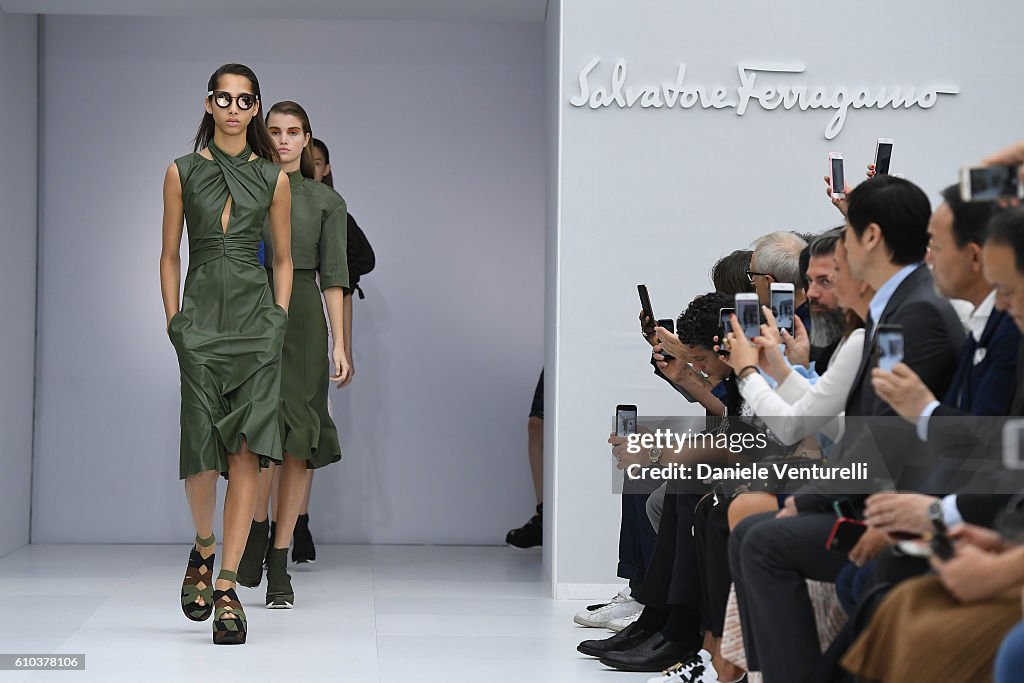 Salvatore Ferragamo - Runway - Milan Fashion Week SS17
